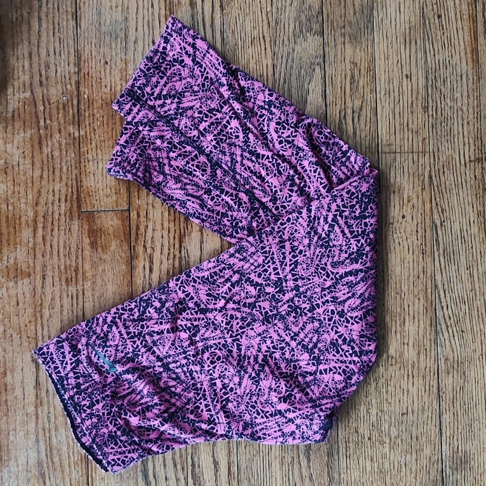 Hot Pink Nike 3/4 Tights